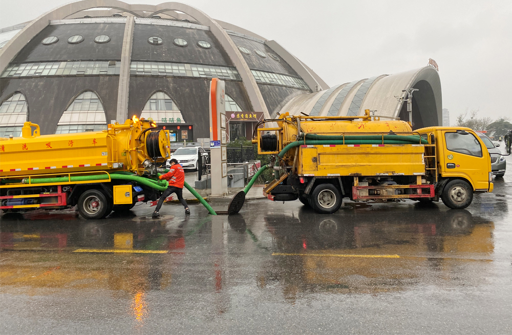 271淳化商场管道清淤